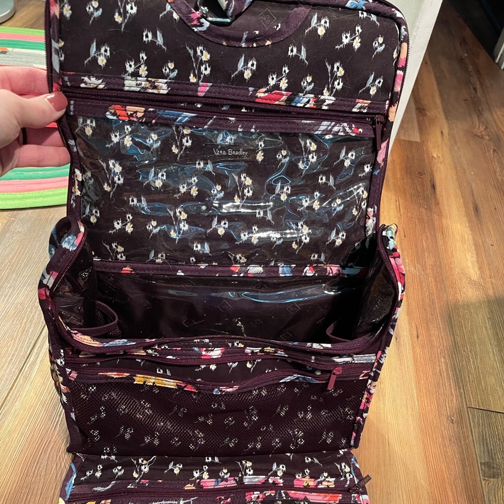 Vera Bradley Grand Hanging organizer
